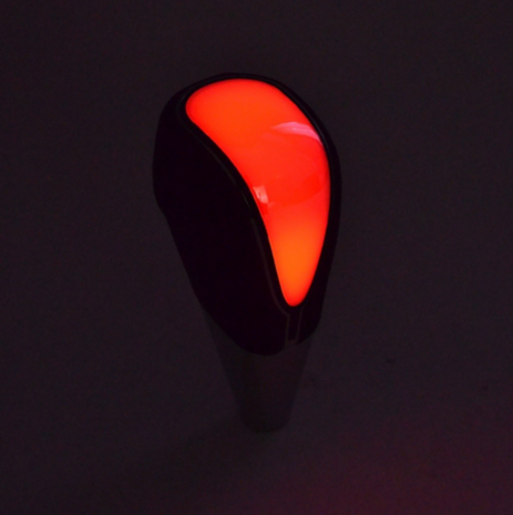 LED Versnellingspook Rood oplaadbaar d.m.v. USB